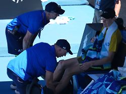 "Ich habe überall gekrampft": Titelverteidiger Sinner übersteht Hitze-Drama nur ganz knapp