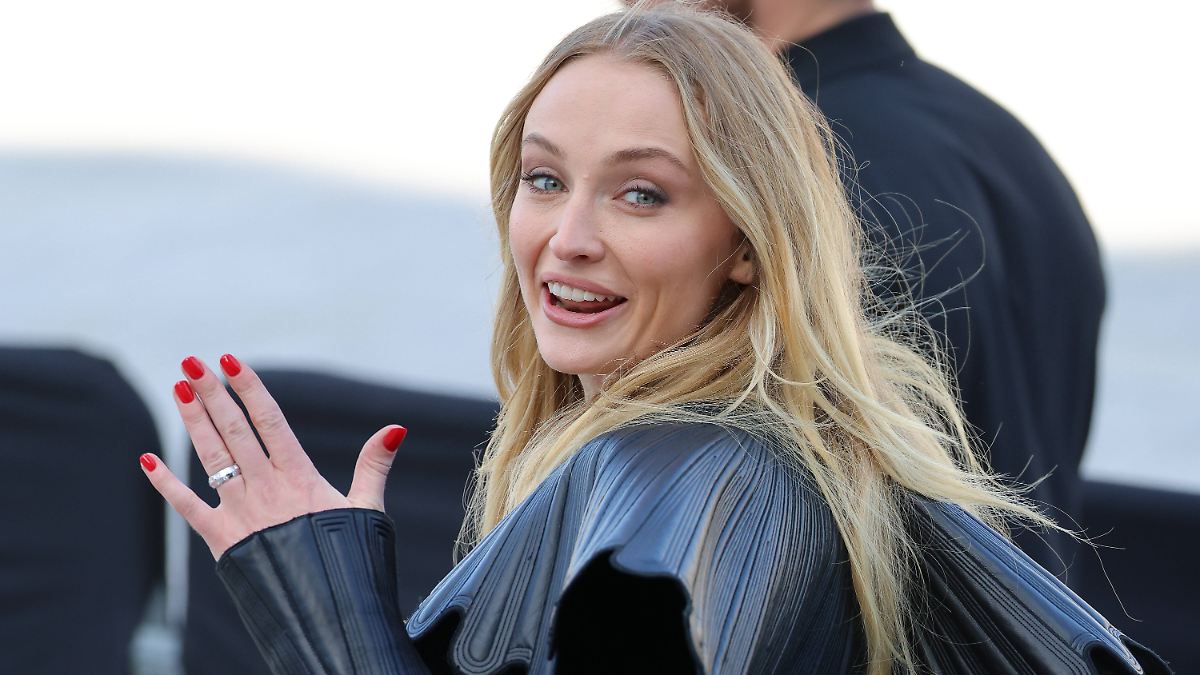 -Titelmelodie-l-st-Angst-aus-Sophie-Turner-kann-Game-of-Thrones-Spin-Off-nicht-anschauen