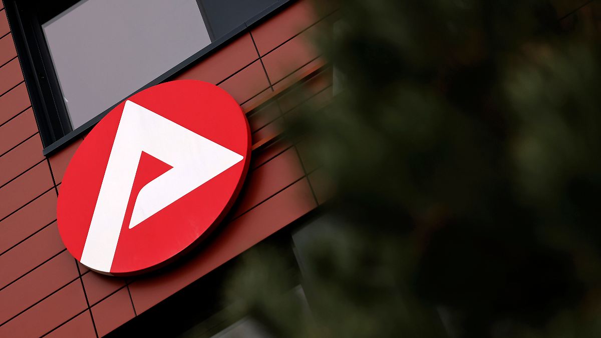 Teils-mehr-als-Monate-Berufseinsteiger-m-ssen-wohl-immer-l-nger-auf-Jobs-warten