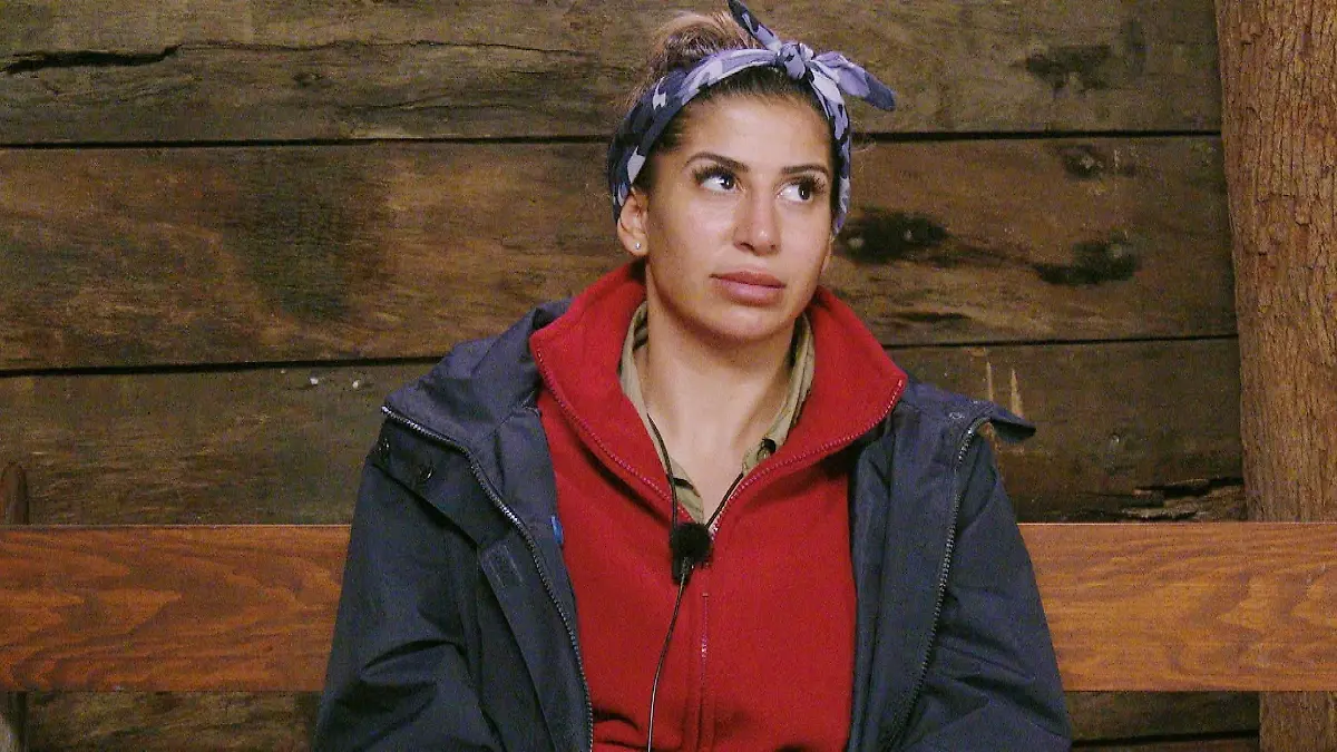 ACHTUNG-SPERRFRIST-FUeR-ALLE-MEDIEN-BIS-ZUM-SHOWENDE-SAMSTAG-24-JANUAR-2026-22-30-UHR-Eva-Benetatou-im-Dschungeltelefon-Die-Verwendung-des-sendungsbezogenen-Materials-ist-nur-mit-dem-Hinweis-und-Verlinkung-auf-RTL-gestattet