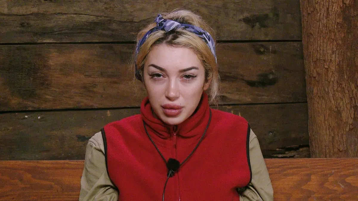 ACHTUNG-SPERRFRIST-FUeR-ALLE-MEDIEN-BIS-ZUM-SHOWENDE-SAMSTAG-24-JANUAR-2026-22-30-UHR-Ariel-im-Dschungeltelefon-Die-Verwendung-des-sendungsbezogenen-Materials-ist-nur-mit-dem-Hinweis-und-Verlinkung-auf-RTL-gestattet