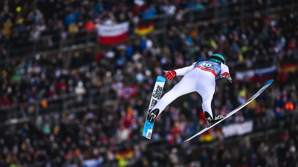OBERSTDORF-DEUTSCHLAND-FIS-Skiflug-Weltmeisterschaft-2026-Wertungsdurchgang-HS-235-am-24-01-2026-auf-der-Heini-Klopfer-Skiflugschanze-in-Oberstdorf-Domen-Prevc-aus-Slowenien-in-Aktion
