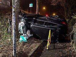 Nordrhein-Westfalen: Autofahrer kommt bei Unfall in Rheine ums Leben