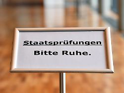 Hessen: Kaum noch handschriftliches zweites Jura-Staatsexamen