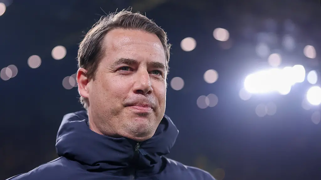 13-01-2026-Fussball-Borussia-Dortmund-SV-Werder-Bremen-1-Fussball-Bundesliga-17-Spieltag-Signal-Iduna-Park-Saison-2025-2026-Geschaeftsfuehrer-Lars-Ricken-BVB-lr-DFB-regulations-prohibit-any-use-of-photographs-as-image-sequences-and-or-quasi-video