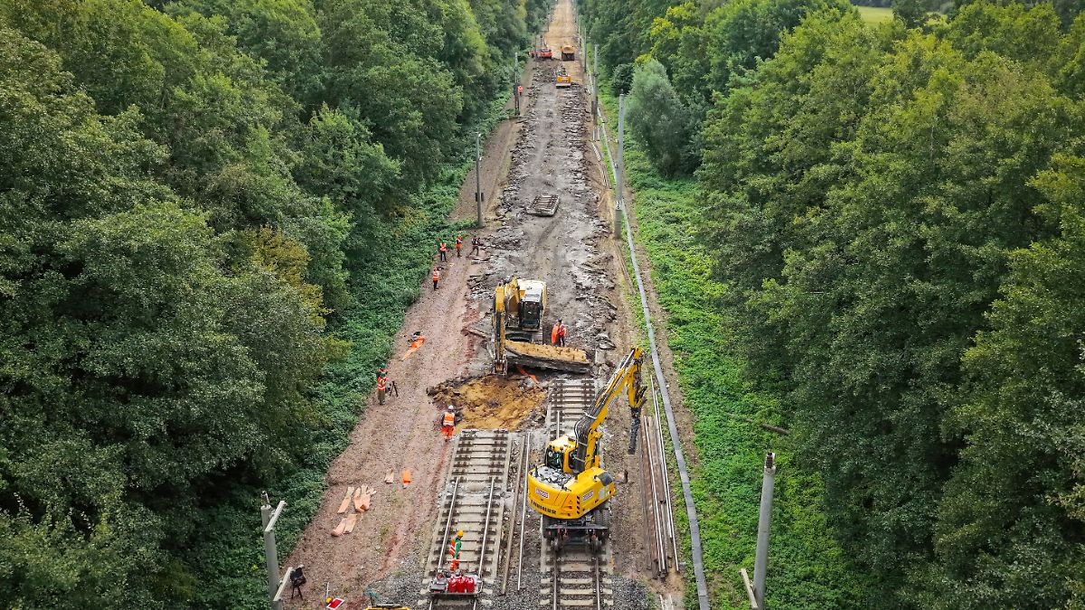 -Wir-m-ssen-bauen-bauen-bauen-Bahn-Infrastrukturchef-ruft-ern-chterndes-P-nktlichkeitsziel-aus
