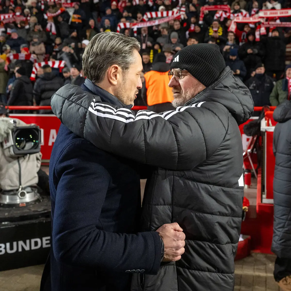 Fussball-Herren-Saison-2025-2026-1-Bundesliga-19-Spieltag-1-FC-Union-Berlin-Borussia-Dortmund-v-l-Trainer-Niko-Kovac-Borussia-Dortmund-Trainer-Steffen-Baumgart-1-FC-Union-Berlin-vor-dem-Spiel-24-01