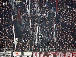 Ein Gigant im Sturzflug: Frankfurter Fans wenden sich gegen taumelnde Eintracht