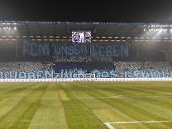 "Brutale Gewalt" in Magdeburg: Dutzende verletzte Polizisten nach Ausschreitungen im Ost-Derby