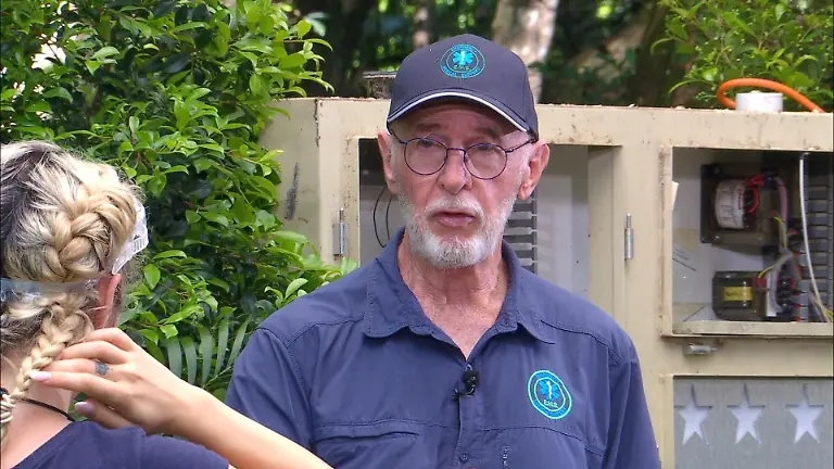 ACHTUNG-SPERRFRIST-FUeR-ALLE-MEDIEN-BIS-ZUM-SHOWENDE-SONNTAG-25-JANUAR-2026-20-55-UHR-Dr-Bob-erklaert-Ariel-die-Regeln-der-Dschungelpruefung-Wo-Kabel-Test-Die-Verwendung-des-sendungsbezogenen-Materials-ist-nur-mit-dem-Hinweis-und-Verlinkung-auf-RTL-gestattet