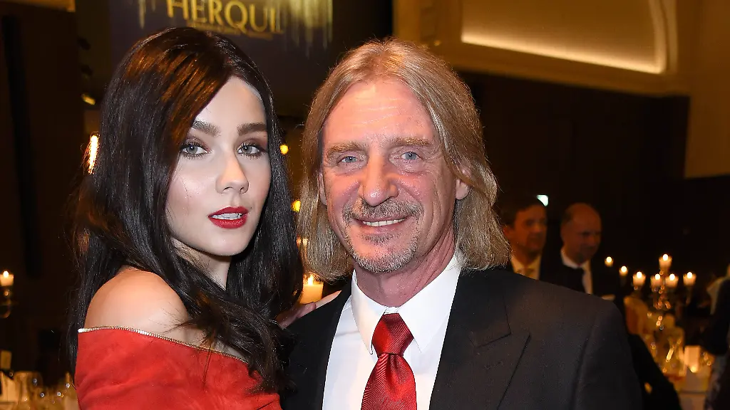 8727deef5653f7d9600c519a750514e4