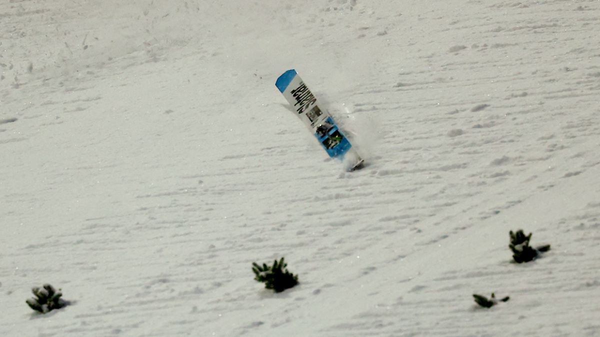 absurde-szenen-bei-flug-wm-slowenen-stellen-wilde-behauptung-zum-fliegenden-ski-auf