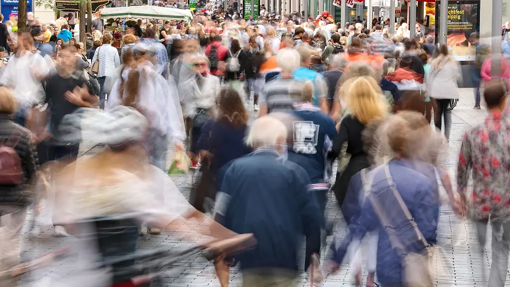 Wie-leben-die-Menschen-in-Deutschland-Dieser-Frage-wollen-Statistiker-auf-den-Grund-gehen