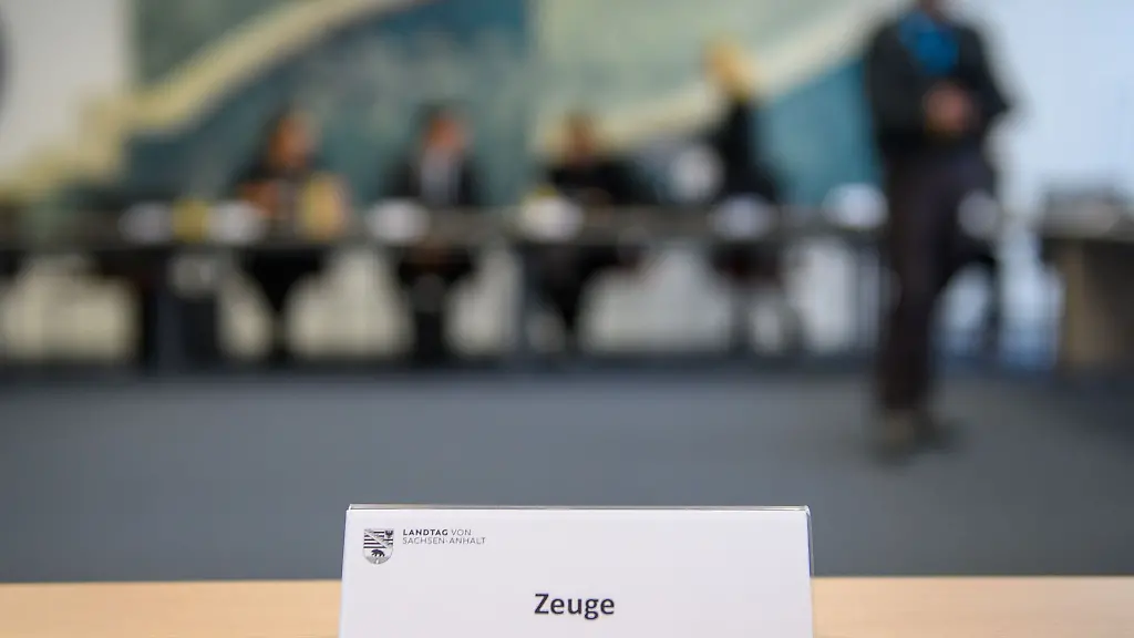 Der-Parlamentarische-Untersuchungsausschuss-hat-Zeugen-aus-dem-ehemaligen-Arbeitsumfeld-des-Todesfahrers-vom-Magdeburger-Weihnachtsmarkt-geladen