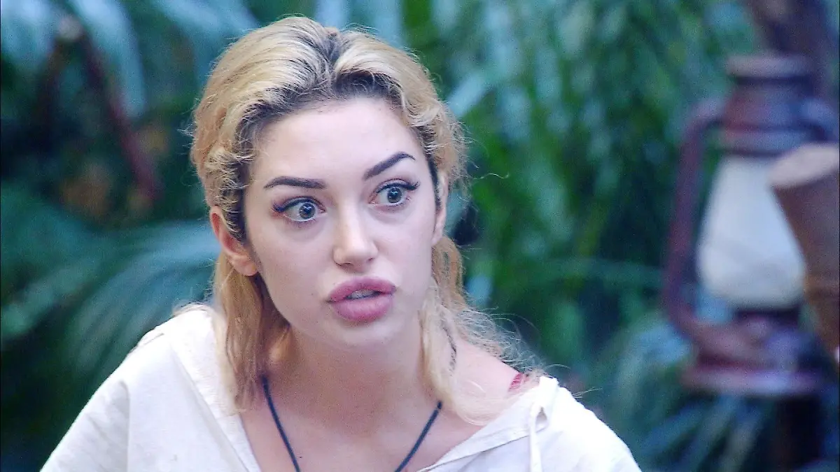 ACHTUNG-SPERRFRIST-FUeR-ALLE-MEDIEN-BIS-ZUM-SHOWENDE-MONTAG-26-JANUAR-2026-22-30-UHR-Ariel-und-Umut-geraten-aneinander-Die-Verwendung-des-sendungsbezogenen-Materials-ist-nur-mit-dem-Hinweis-und-Verlinkung-auf-RTL-gestattet