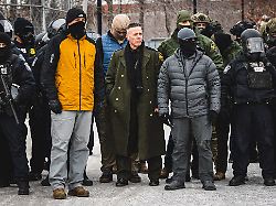 Grenzschützer mit "SS-Kleidung": Gregory Bovino - das ist Trumps Mann fürs Grobe