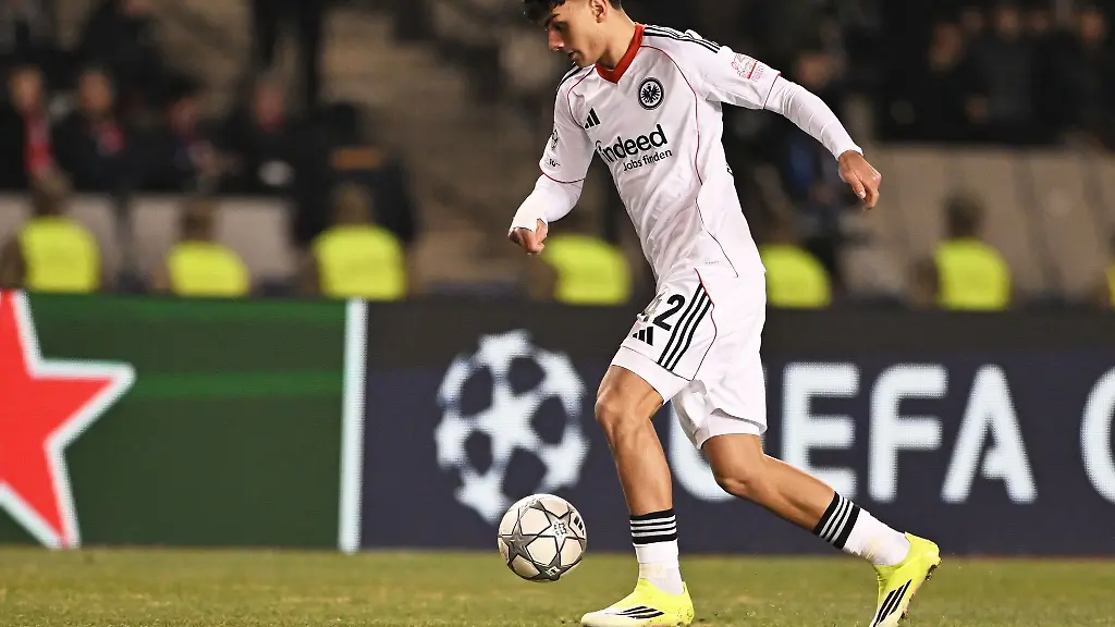 Can-Uzun-fehlt-Eintracht-Frankfurt-bis-auf-weiteres-verletzt