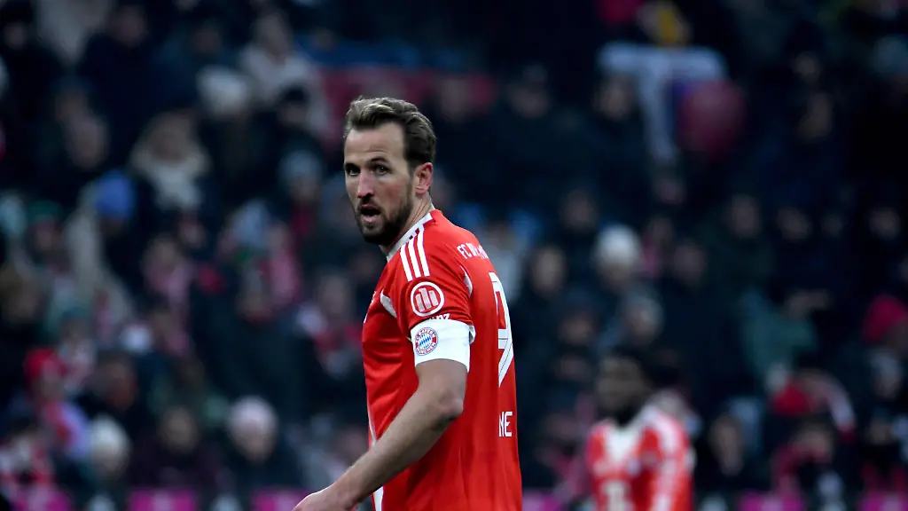 24-01-2026-Allianz-Arena-Muenchen-GER-1-FBL-FC-FC-Bayern-Munich-vs-FC-FC-Augsburg-im-Bild-Harry-Kane-Muenchen-DFL-regulations-prohibit-any-use-of-photographs-as-image-sequences-and-or-quasi-video