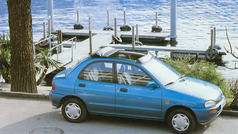 mazda-121-1991-1996-3