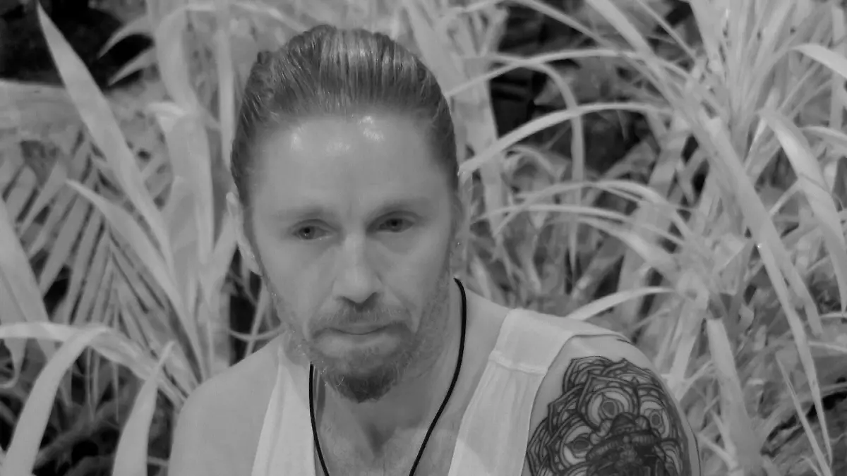 ACHTUNG-SPERRFRIST-FUeR-ALLE-MEDIEN-BIS-ZUM-SHOWENDE-DIENSTAG-27-JANUAR-2026-22-30-UHR-Waehrend-der-Nachtwache-spricht-Gil-Ofarim-l-mit-Stephen-ueber-kleine-Fluchten-und-grosse-Sorgen-Die-Verwendung-des-sendungsbezogenen-Materials-ist-nur-mit-dem-Hinweis-und-Verlinkung-auf-RTL-gestattet