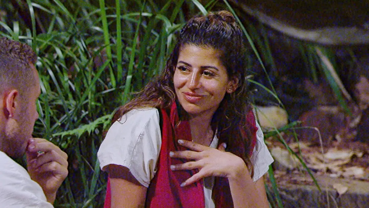 ACHTUNG-SPERRFRIST-FUeR-ALLE-MEDIEN-BIS-ZUM-SHOWENDE-DIENSTAG-27-JANUAR-2026-22-30-UHR-Mit-Patrick-Romer-sinniert-Eva-Benetatou-ueber-die-Liebe-und-die-Maenner-Die-Verwendung-des-sendungsbezogenen-Materials-ist-nur-mit-dem-Hinweis-und-Verlinkung-auf-RTL-gestattet