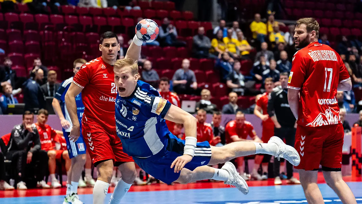 Malmo-Sweden-27th-of-January-2026-Ellidi-Vidarsson-18-of-Iceland-seen-during-the-mens-EHF-Euro-2026-match-between-Switzerland-and-Iceland-at-Malmo-Arena-in-Malmo