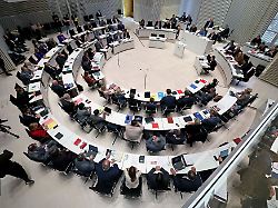 Mecklenburg-Vorpommern: Umfrage: AfD weiter stärkste Kraft in MV - SPD legt zu