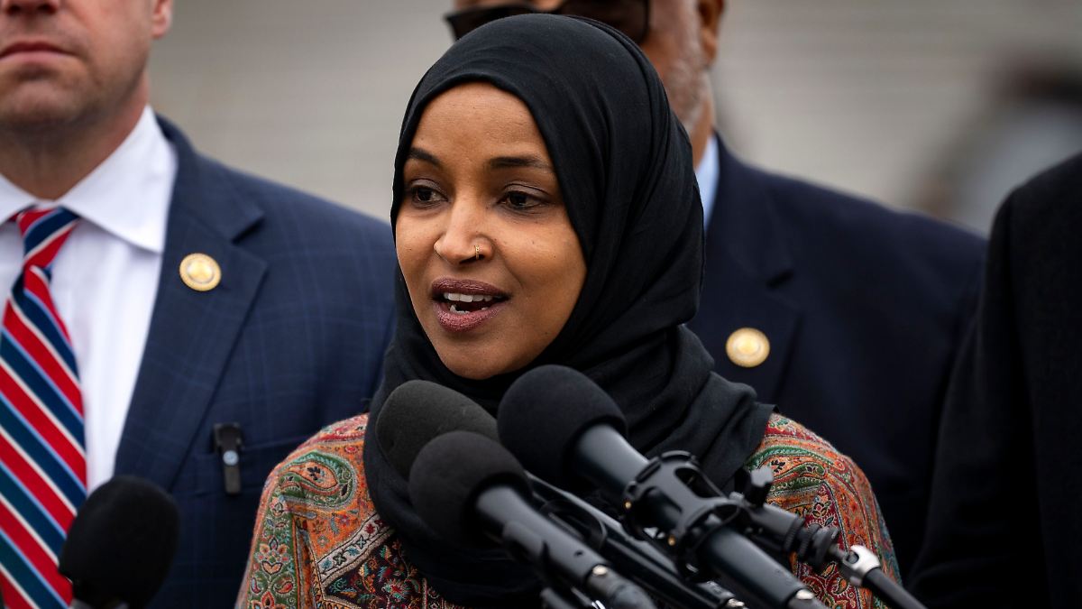 Nach-Kritik-an-Noem-Mann-greift-US-Abgeordnete-Ilhan-Omar-in-Minneapolis-an