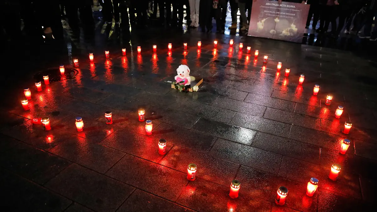 Candles-are-set-in-a-shape-of-a-heart-to-commemorate-the-victims-of-the-deadly-fire-in-a-bar-in-Crans-Montana-Switzerland-during-a-vigil-in-Kocani-North-Macedonia-on-Saturday-Jan-10-2026