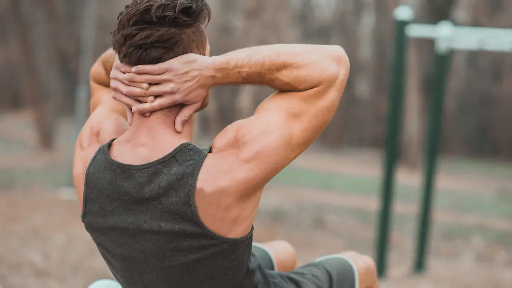 Armkraft-aufbauen-ohne-grosses-Studio-Equipment