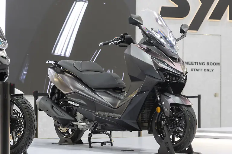 Jepardo-heisst-der-neue-GT-Maxi-Scooter-aus-dem-Hause-SYM