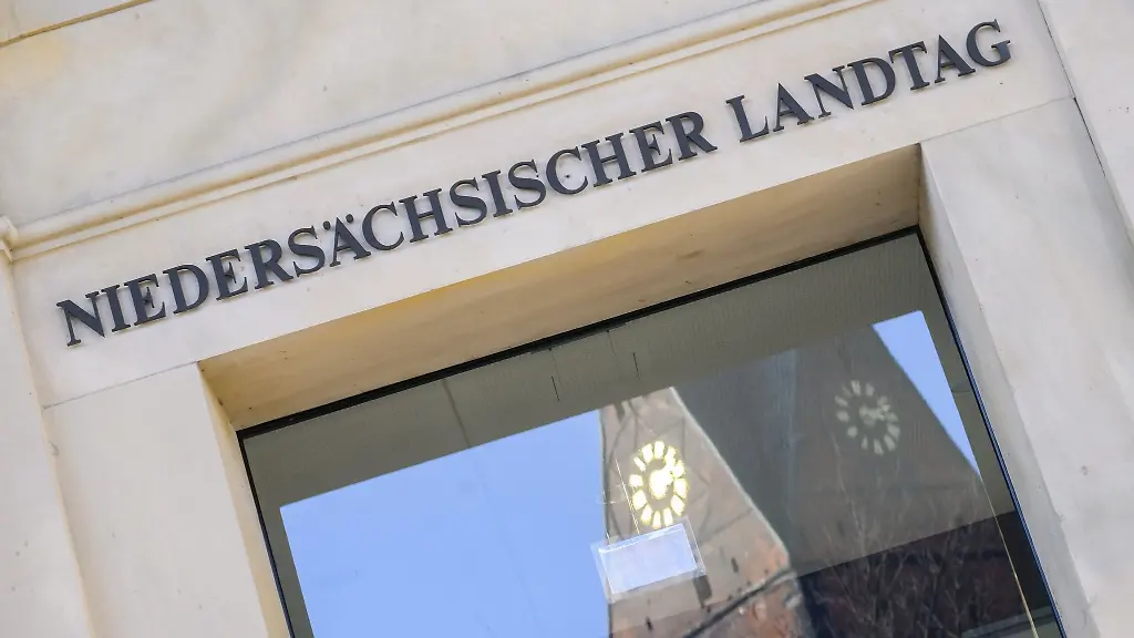 Fuenf-Landtagsabgeordnete-kontrollieren-kuenftig-den-Verfassungsschutz