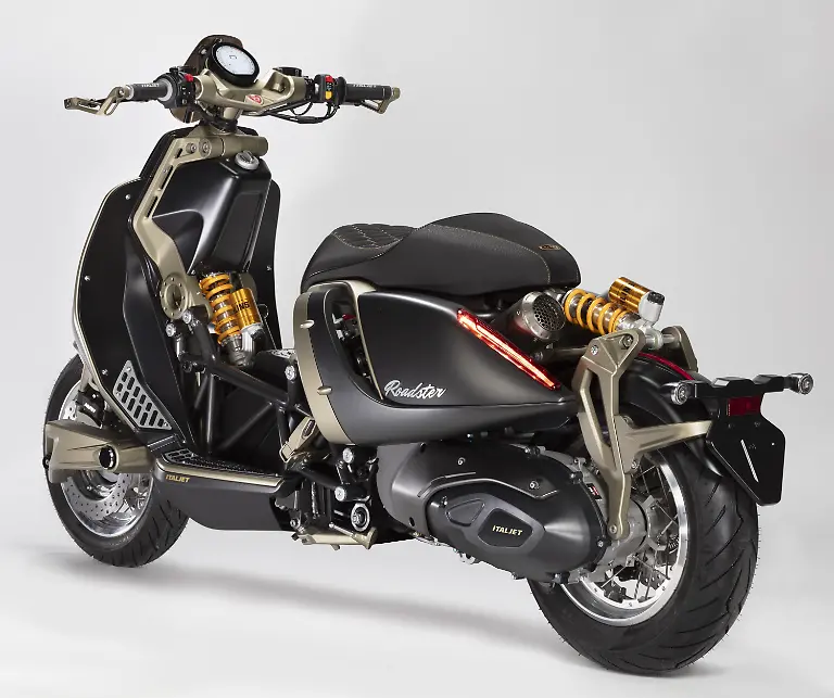 Wenn-man-den-Roadster-400-zum-ersten-Mal-sieht-weiss-man-gar-nicht-wohin-man-zuerst-schauen-soll