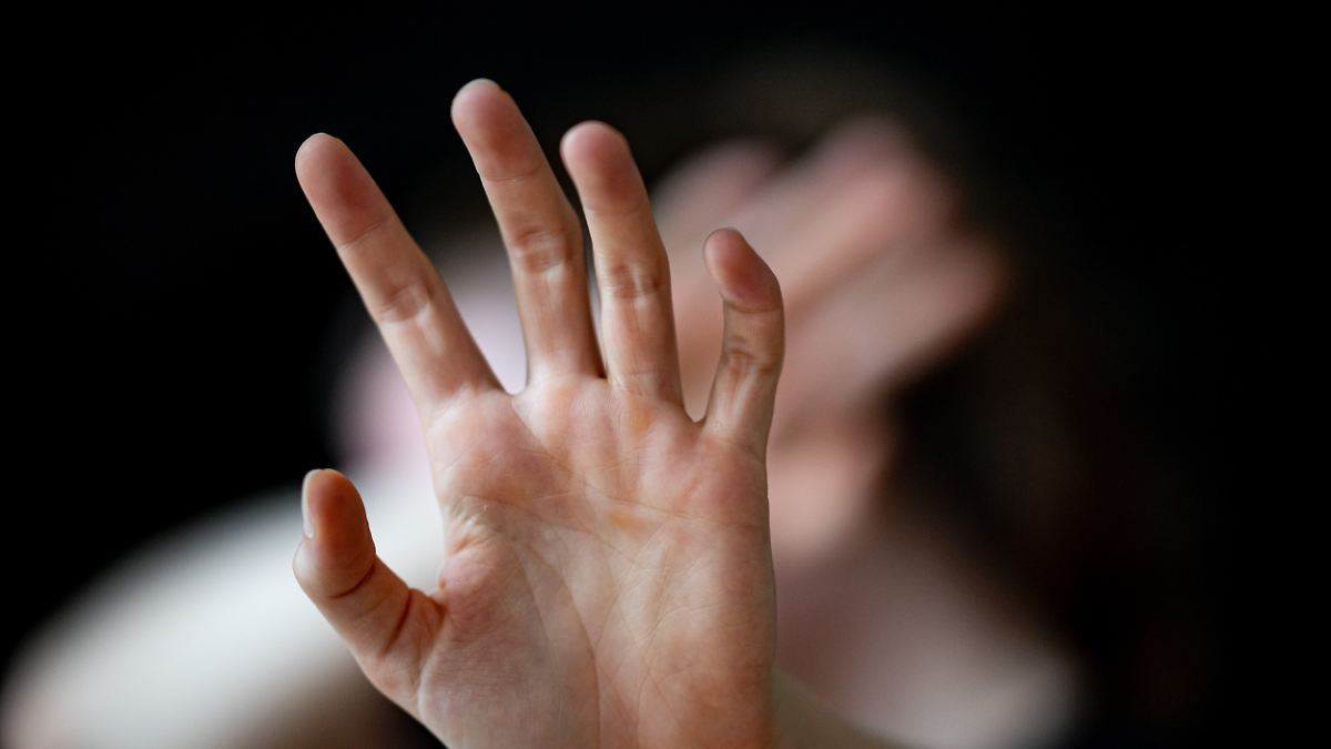 Freiheitsstrafe-statt-Lebenslang-Mann-z-ndete-Frau-an-Gericht-sieht-keine-T-tungsabsicht