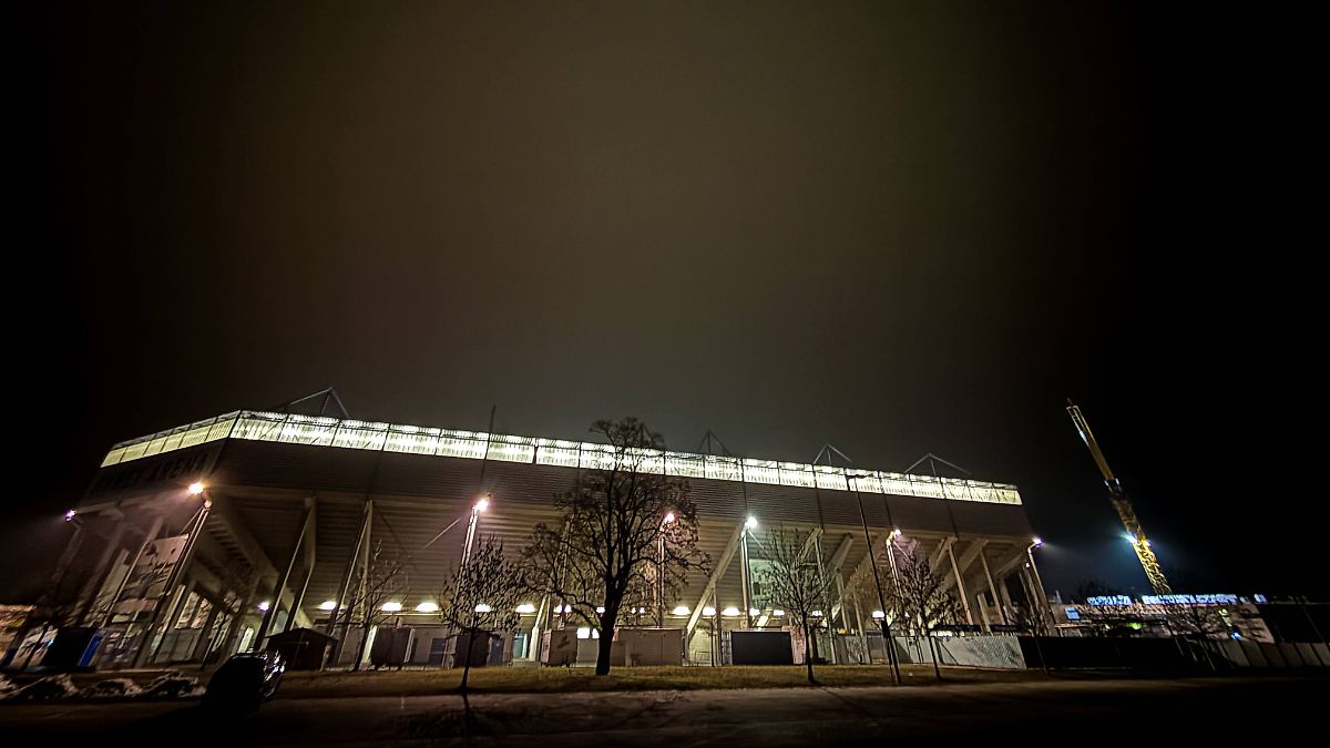 Verdacht-des-versuchten-Mordes-Erste-Festnahme-nach-Krawallen-in-der-2-Bundesliga