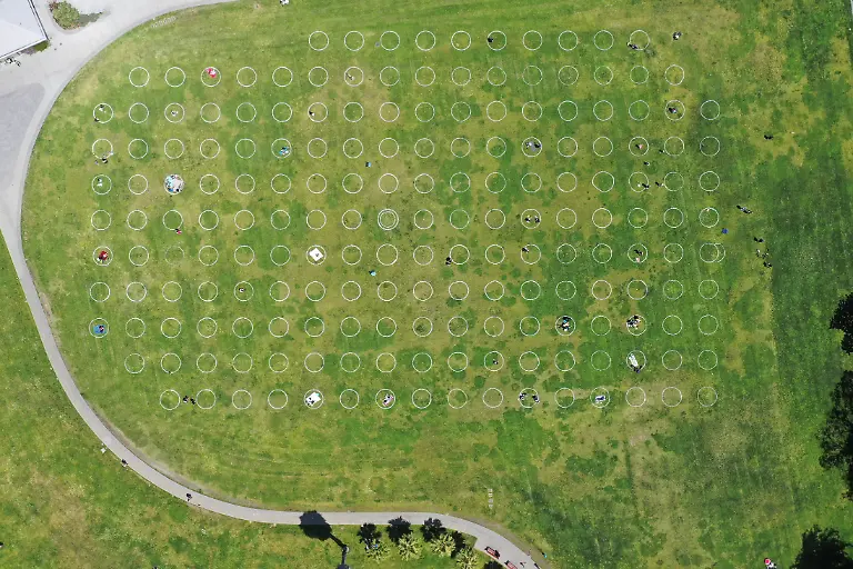 2020-05-21T211825Z-1069222786-RC29TG9BY8ZQ-RTRMADP-3-HEALTH-CORONAVIRUS-USA-SAN-FRANCISCO-HOMELESS