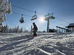 Nordrhein-Westfalen: Winter mit Ausdauer: Skivergnügen im Sauerland geht weiter