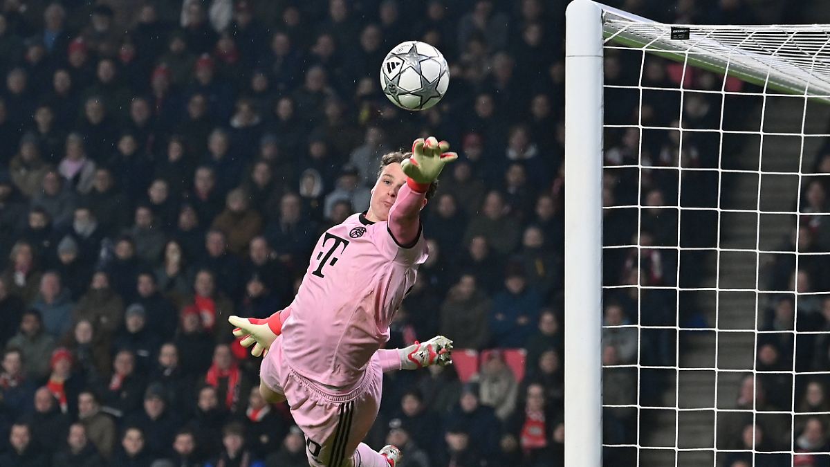 Top-Reaktion-auf-Kritik-Urbig-muss-Tor-des-FC-Bayern-trotz-Superleistung-wieder-verlassen