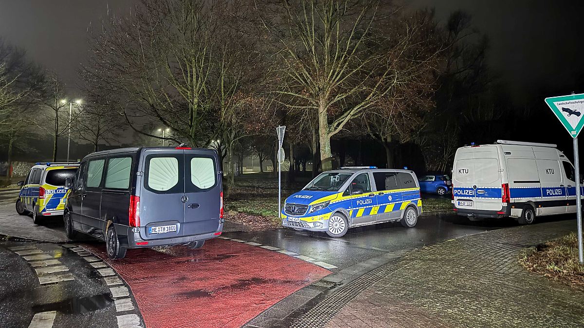 Mordkommission-ermittelt-14-J-hriger-tot-an-Waldsee-in-Dormagen-gefunden