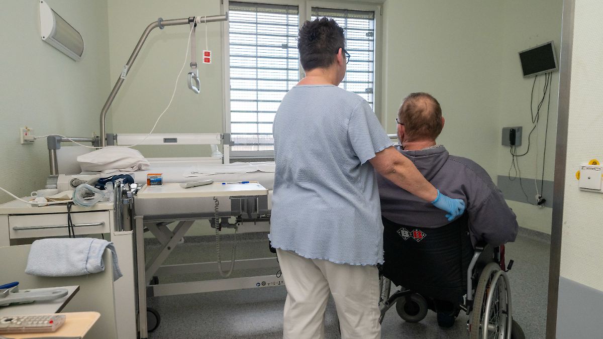Alte-Insassen-Gef-ngnisse-brauchen-zunehmend-Pflegestationen