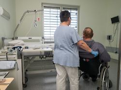 Alte Insassen: Gefängnisse brauchen zunehmend Pflegestationen