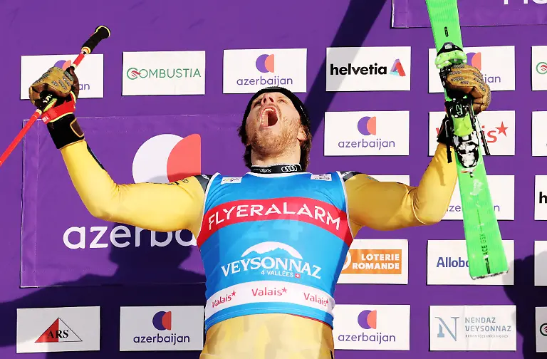 SKI-CROSS-FIS-SX-WC-Veysonnaz-VEYSONNAZ-SWITZERLAND-24-JAN-26-SKI-CROSS-FIS-World-Cup-Ski-Cross-ladies-men-Image-shows-the-rejoicing-of-Tim-Hronek-GER