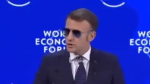 Macron_Forsure