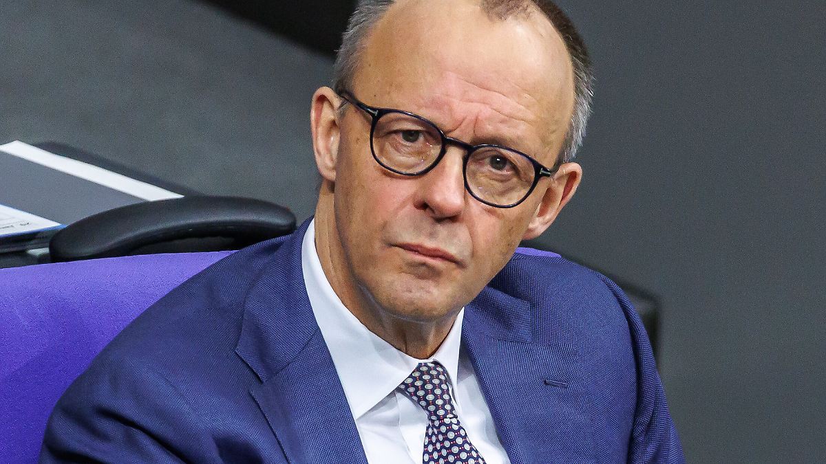 Kanzler-spricht-im-Bundestag-Merz-beschw-rt-den-Wir-sind-wieder-wer-Augenblick