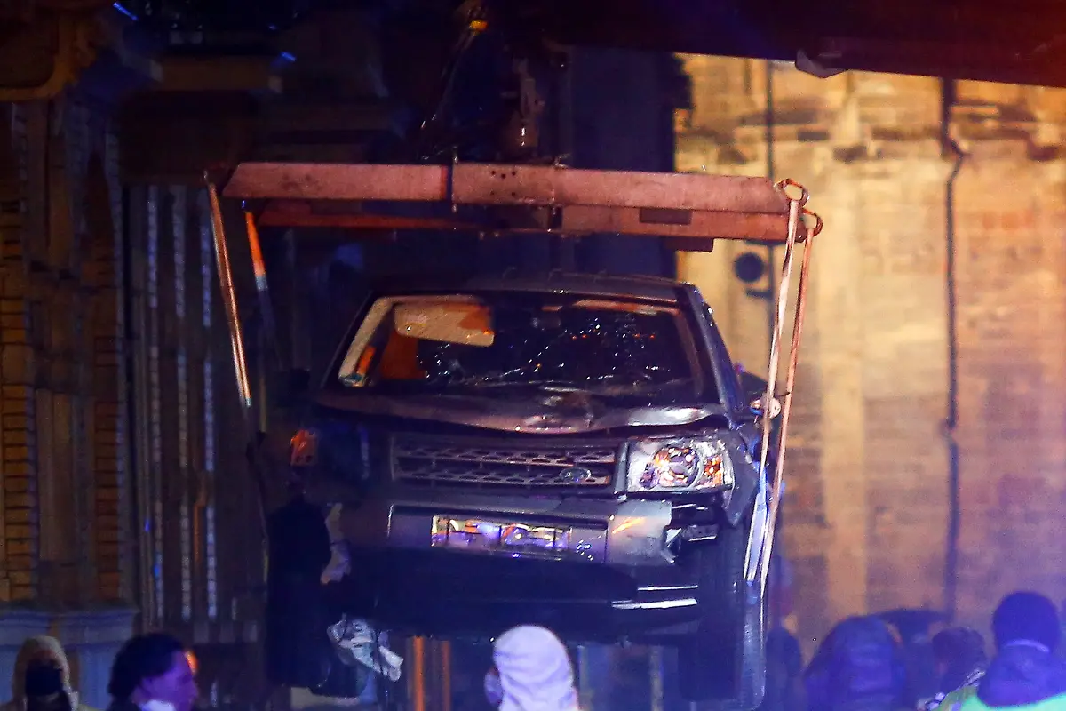 2020-12-01T173005Z-679436248-RC2HEK9GI04P-RTRMADP-3-GERMANY-CRIME-CRASH