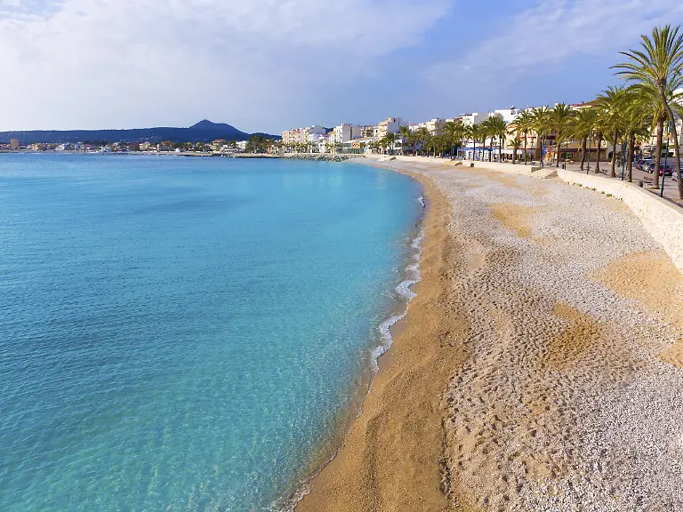 Javea-Xabia-Playa-La-Grava-Strand-in-Alicante-mediterran-Spanien
