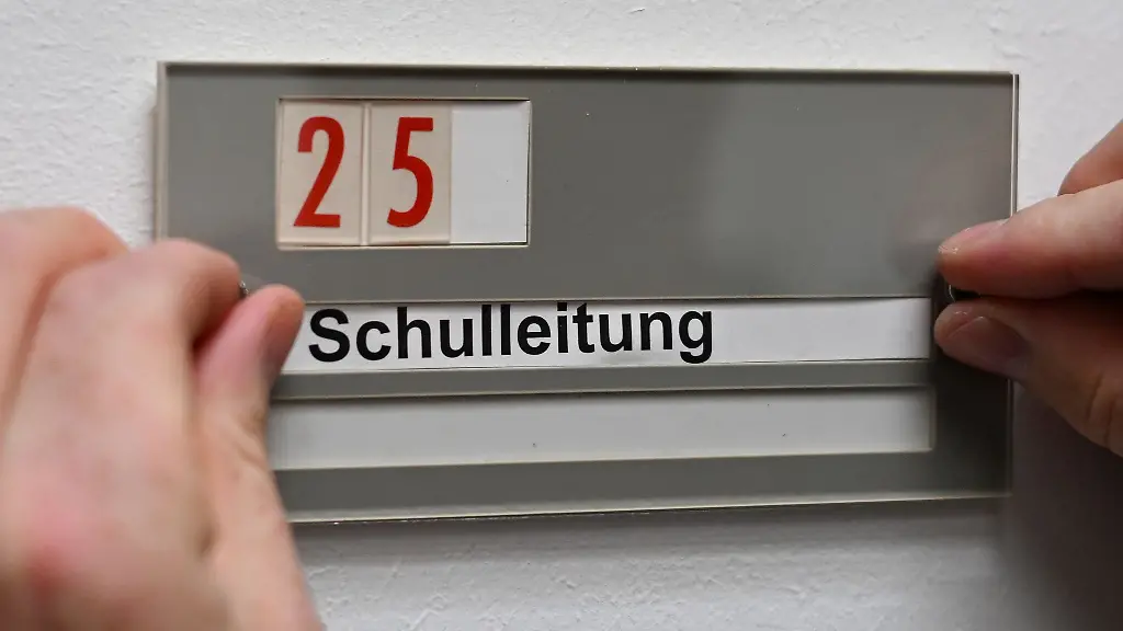 Vakante-Posten-in-der-Schulleitung-finden-teils-kaum-Interesse-bei-Bewerberinnen-und-Bewerbern