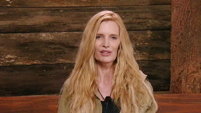 ACHTUNG-SPERRFRIST-FUeR-ALLE-MEDIEN-BIS-ZUM-SHOWENDE-DONNERSTAG-29-JANUAR-2026-22-30-UHR-Bin-schon-ein-bisschen-traurig-dass-es-keine-Schatzkiste-gibt-Hatte-gehofft-es-gibt-ein-Stueck-Schokolade-oder-irgendwas-zum-Wuerzen-so-Mirja-du-Mont-enttaeuscht-Die-Verwendung-des-sendungsbezogenen-Materials-ist-nur-mit-dem-Hinweis-und-Verlinkung-auf-RTL-gestattet