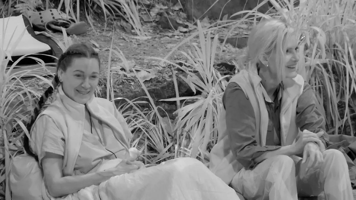 ACHTUNG-SPERRFRIST-FUeR-ALLE-MEDIEN-BIS-ZUM-SHOWENDE-DONNERSTAG-29-JANUAR-2026-22-30-UHR-Mirja-du-Mont-r-und-Simone-Ballack-verstehen-sich-immer-besser-Die-Verwendung-des-sendungsbezogenen-Materials-ist-nur-mit-dem-Hinweis-und-Verlinkung-auf-RTL-gestattet