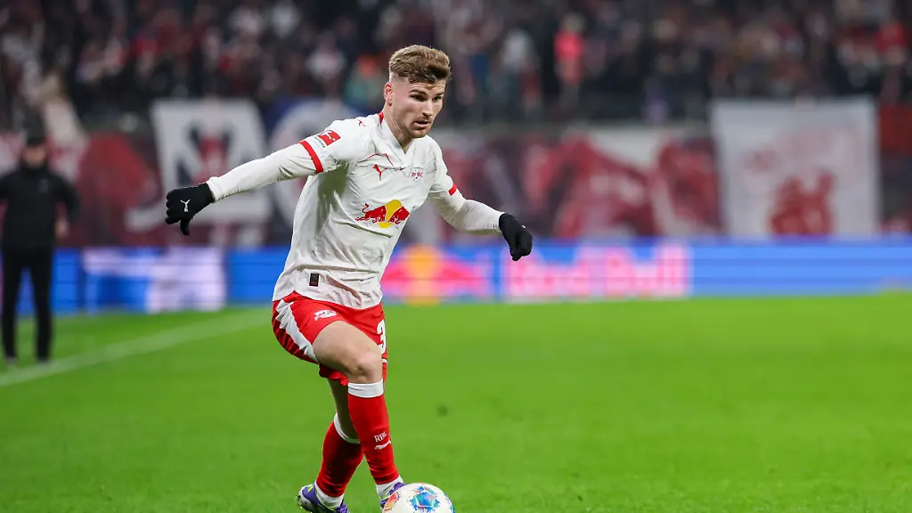 Fussball-Bundesliga-RB-Leipzig-Bayer-Leverkusen-15-Spieltag-Red-Bull-Arena-Timo-Werner-RB-Leipzig-in-Aktion-Werner-wechselt-in-die-USA